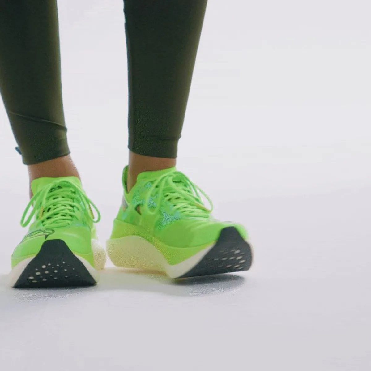 saucony Novedades|Competición|Colección Endorphin|Endorphin Elite Slime
